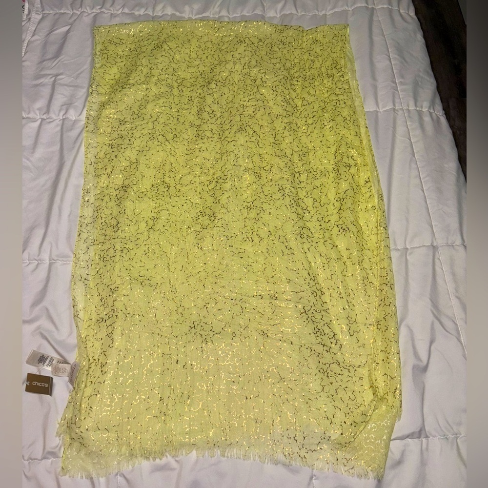 NWT Chico’s oblong scarf lime yellow gold accent scarf new!